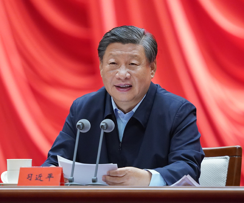 　　9月1日，2021年秋季學(xué)期中央黨校（國(guó)家行政學(xué)院）中青年干部培訓(xùn)班在中央黨校開(kāi)班。中共中央總書(shū)記、國(guó)家主席、中央軍委主席習(xí)近平在開(kāi)班式上發(fā)表重要講話。新華社記者 申宏 攝